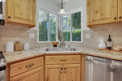 2154 Alexander Way, Pleasanton, CA 94588 - Photo 5