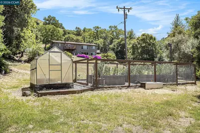 5745 Alhambra Valley Rd, Martinez, CA 94553 - Photo 39