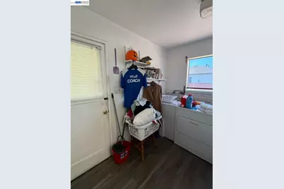 14621 Pansy St, San Leandro, CA 94578 - Photo 11