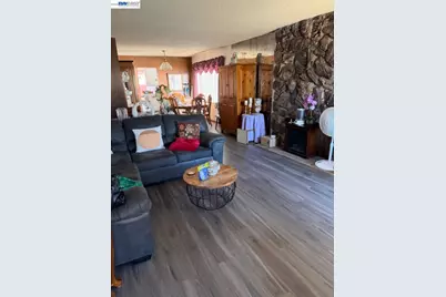 14621 Pansy St, San Leandro, CA 94578 - Photo 3