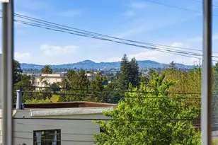 6914 Outlook Ave, Oakland, CA 94605 - Photo 27