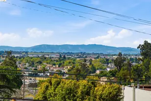 6914 Outlook Ave, Oakland, CA 94605 - Photo 33