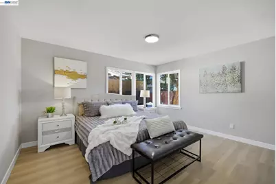 1512 Oriole Ave, San Leandro, CA 94578 - Photo 21