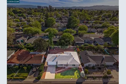 2137 Holbrook Drive, Concord, CA 94519 - Photo 33