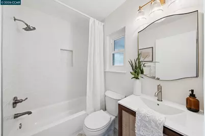 2137 Holbrook Drive, Concord, CA 94519 - Photo 23