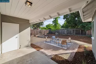 2137 Holbrook Drive, Concord, CA 94519 - Photo 29