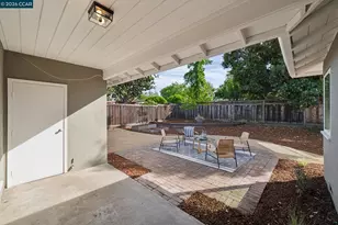 2137 Holbrook Dr, Concord, CA 94519 - Photo 29