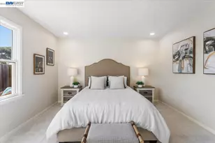 632 Centre Ct, Alameda, CA 94502 - Photo 17