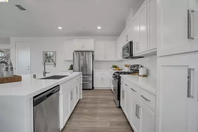 2404 Indigo Dr, Fairfield, CA 94533 - Photo 11