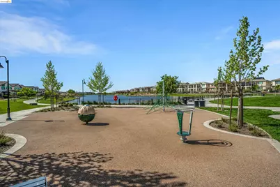 2404 Indigo Dr, Fairfield, CA 94533 - Photo 29