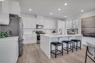 2404 Indigo Dr, Fairfield, CA 94533 - Photo 9