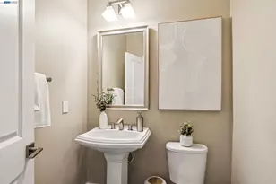 66 Adair Way, Hayward, CA 94542 - Photo 23