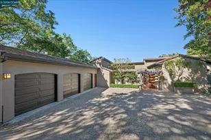 25 Wood Acres Ct, Orinda, CA 94563 - Photo 51