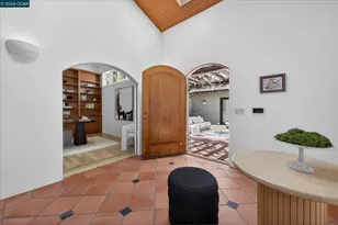 25 Wood Acres Ct, Orinda, CA 94563 - Photo 7