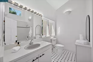 25 Wood Acres Ct, Orinda, CA 94563 - Photo 41