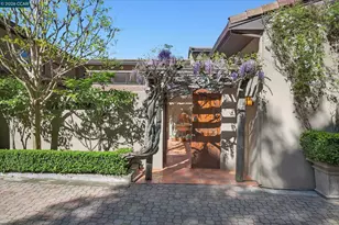 25 Wood Acres Ct, Orinda, CA 94563 - Photo 49