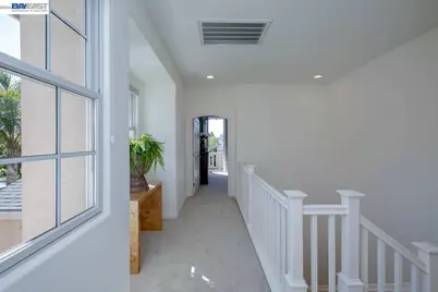 2358 Coral Sea St, Alameda, CA 94501 - Photo 37