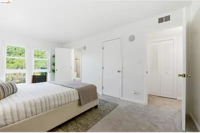 245 Montecito Ave #203, Oakland, CA 94610 - Photo 25