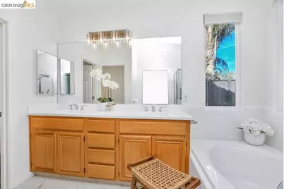 833 Mickelsen Ct, Brentwood, CA 94513 - Photo 17