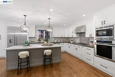 706 Wisteria Dr, Fremont, CA 94539 - Photo 9