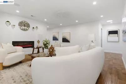 706 Wisteria Dr, Fremont, CA 94539 - Photo 7