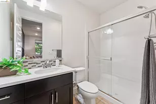 489 Diller St, Alameda, CA 94501 - Photo 39