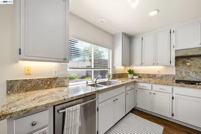 2826 Montair Way, Union City, CA 94587 - Photo 13