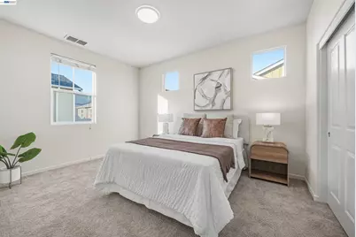 1505 Coyote Creek Way, Milpitas, CA 95035 - Photo 23