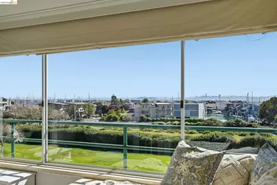 1300 Quarry Ct #209, Richmond, CA 94801 - Photo 1