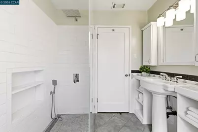 1306 Craig Dr, Concord, CA 94518 - Photo 15