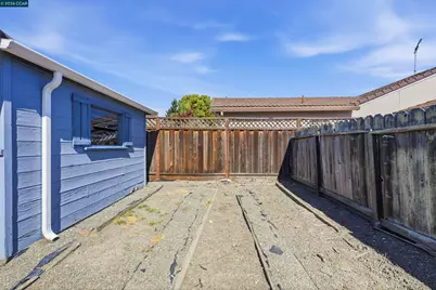 17930 Via Toledo, San Lorenzo, CA 94580 - Photo 27