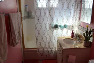 27093 Lemay Way, Hayward, CA 94544 - Photo 21