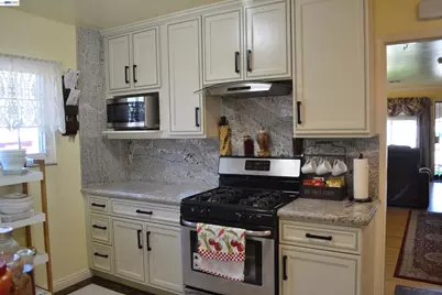 27093 Lemay Way, Hayward, CA 94544 - Photo 11