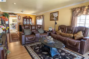 27093 Lemay Way, Hayward, CA 94544 - Photo 3