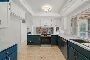 2030 Clearview Ct, Walnut Creek, CA 94598 - Photo 7