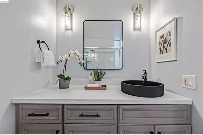 3945 Harrison St #23, Oakland, CA 94611 - Photo 17