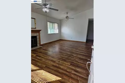 8504 Sunnybrea Dr, Sacramento, CA 95823 - Photo 5