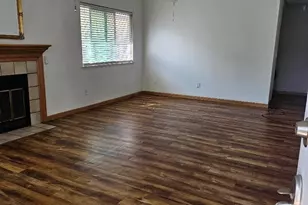 8504 Sunnybrae Dr, Sacramento, CA 95823 - Photo 5