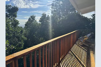 6130 Harbord Dr, Oakland, CA 94611 - Photo 9