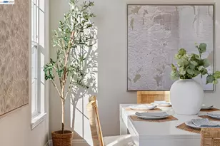 8255 Skyline Cir, Oakland, CA 94605 - Photo 17