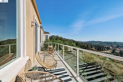 8255 Skyline Cir, Oakland, CA 94605 - Photo 27