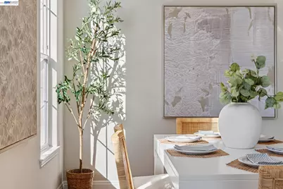 8255 Skyline Cir, Oakland, CA 94605 - Photo 15