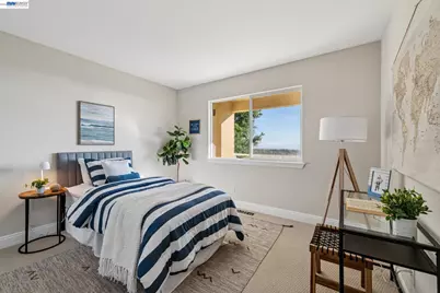 8255 Skyline Cir, Oakland, CA 94605 - Photo 37