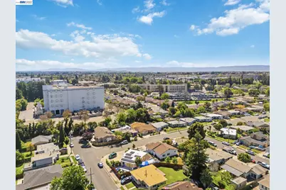 266 Jerilynn Ln, Hayward, CA 94541 - Photo 41