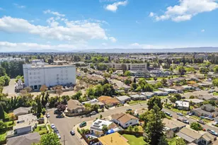 266 Jerilynn Ln, Hayward, CA 94541 - Photo 41