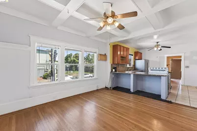 4326 West St, Oakland, CA 94608 - Photo 9