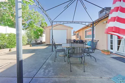 4950 Dawson Dr, Oakley, CA 94561 - Photo 31