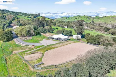 10700 Foothill Rd, Sunol, CA 94586 - Photo 19