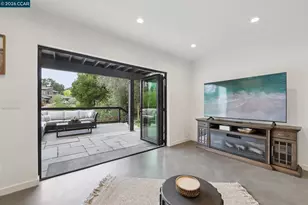 380 Vermont Ave, Berkeley, CA 94707 - Photo 25