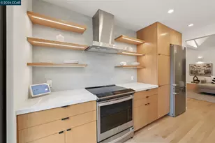 380 Vermont Ave, Berkeley, CA 94707 - Photo 13